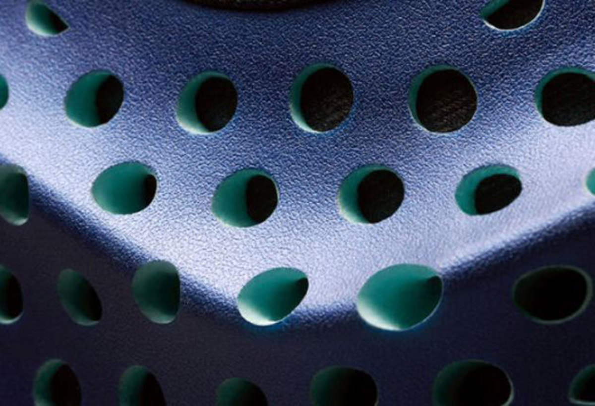 Elite holes